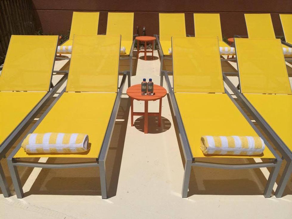 New swimup bar wants to change the drinking scene in Galveston Sexy