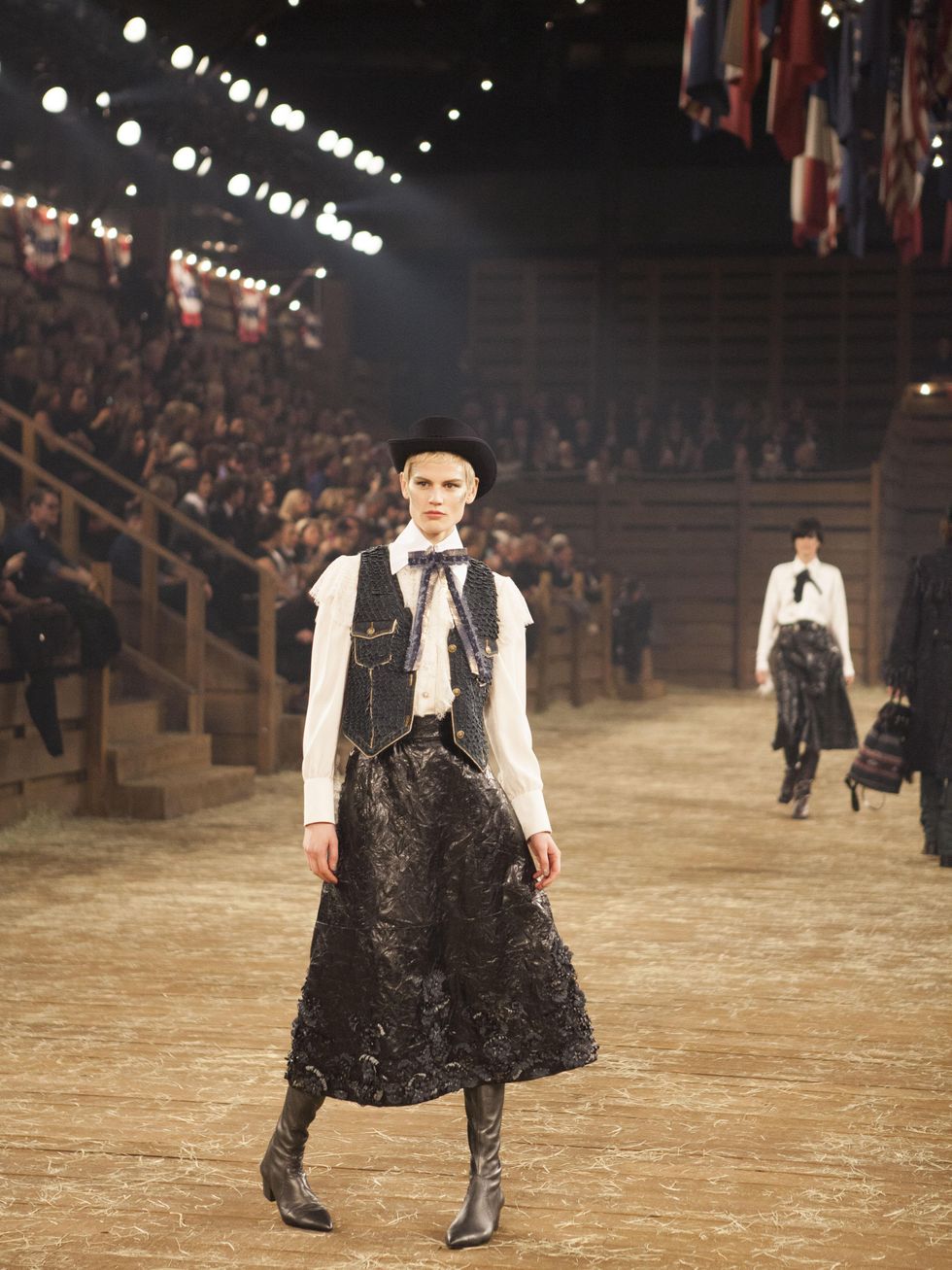 Look from Chanel Metiers d'Art in Dallas