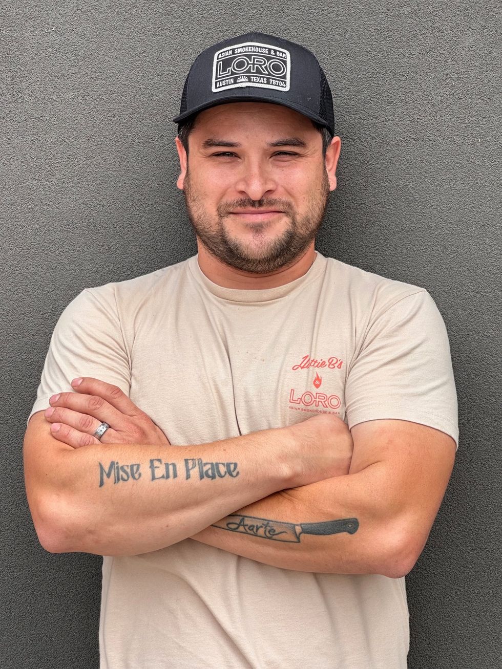 Loro Kirby Esai Negrete