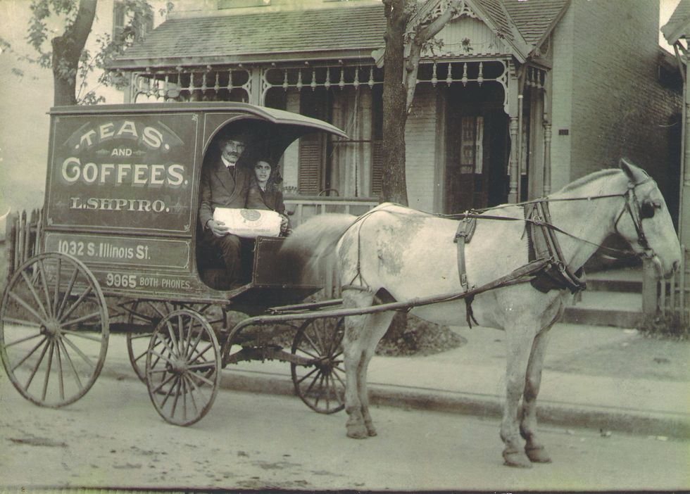 Louis Shapiro Fanny Shapiro Shapiro's Delicatessen horse carriage