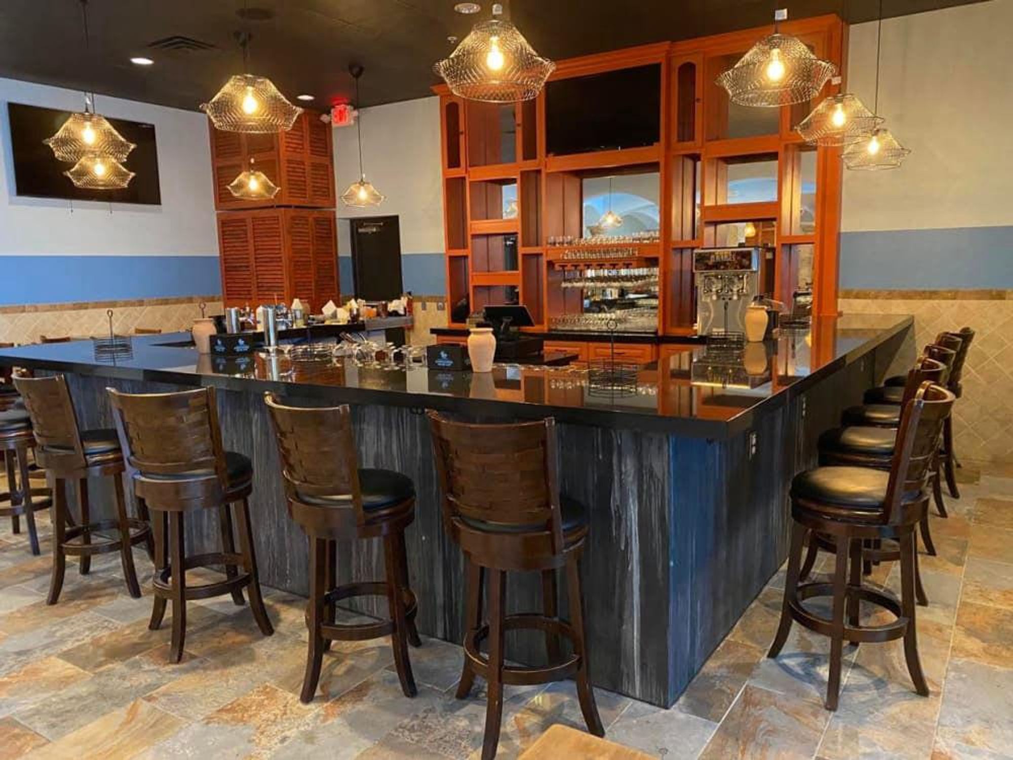 Low Tide Kitchen & Bar interior