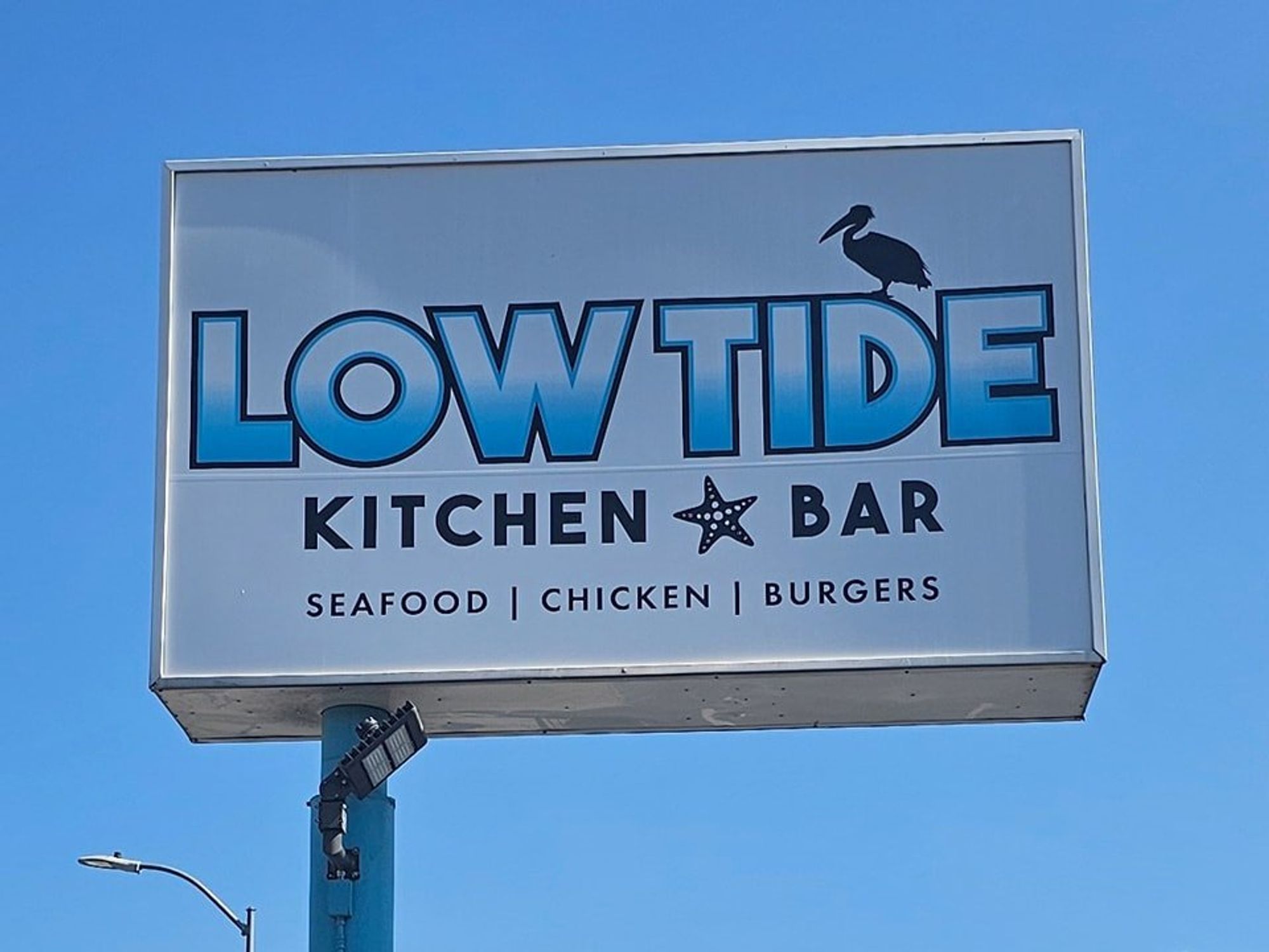 Low Tide Kitchen Bar sign