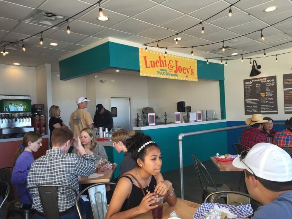 Luchi & Joey's interior