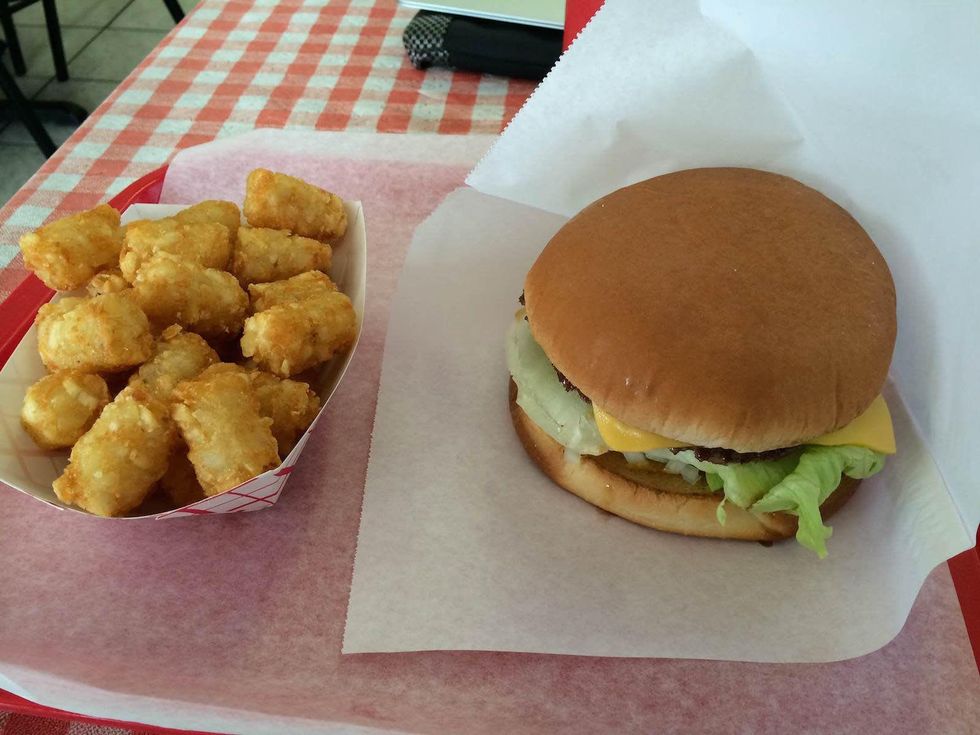 Lucky Burger cheeseburger