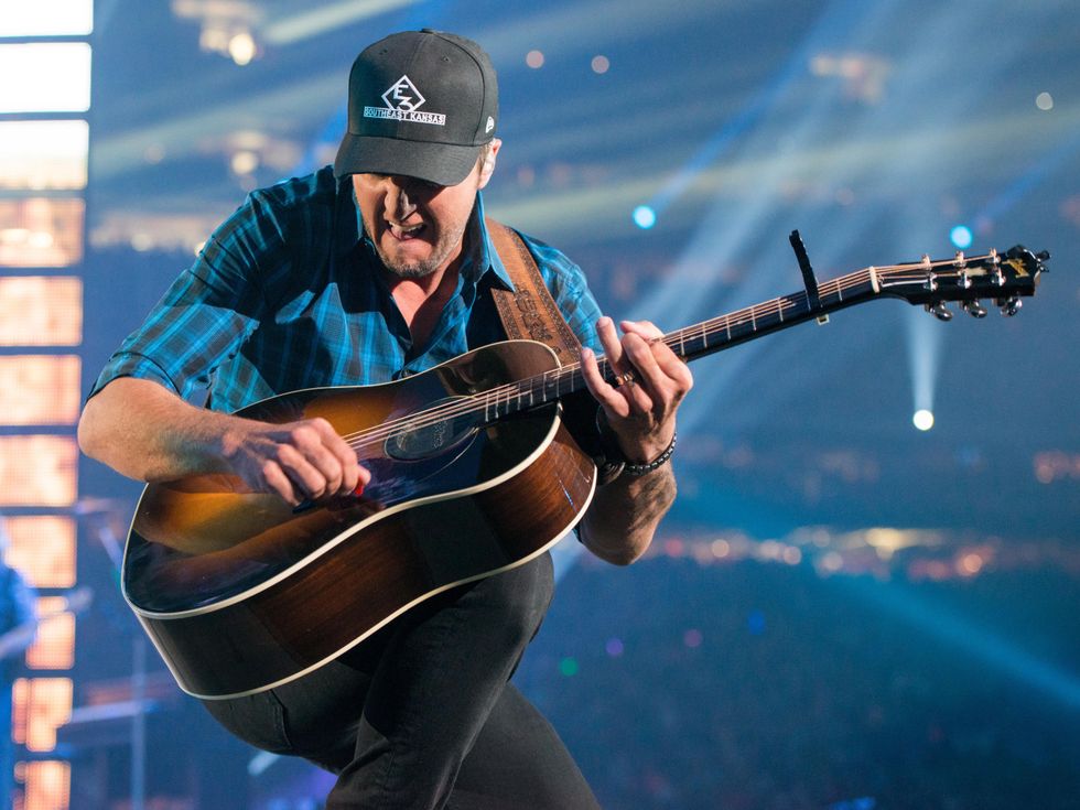 Luke Bryan at Rodeo March 2015