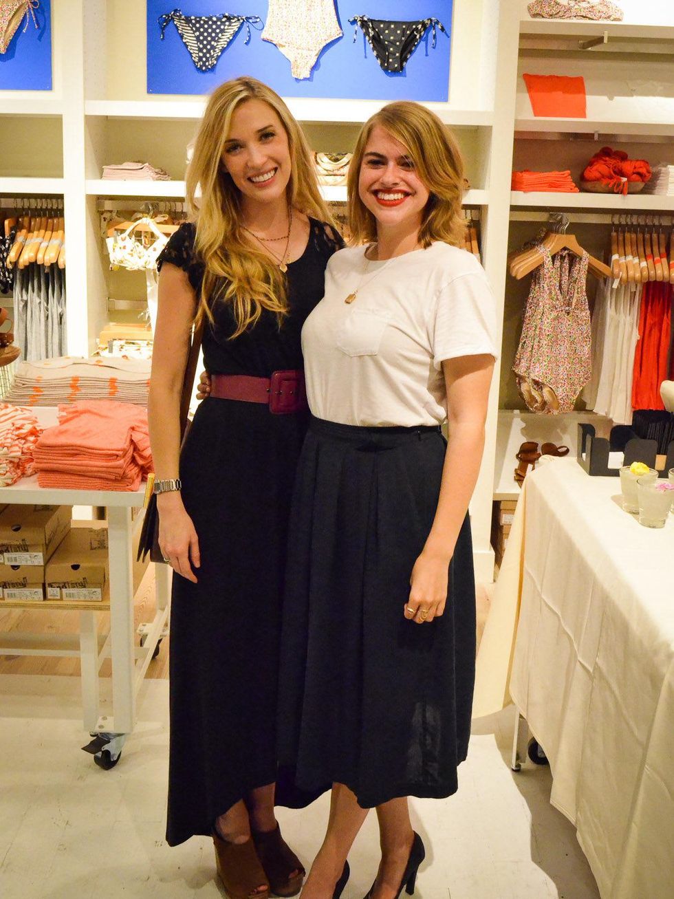 Madewell Houston June 2013 Elizabeth Suffield (R) Victoria Ridgeway