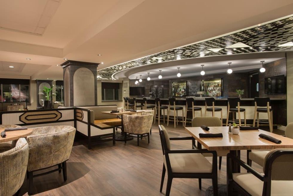 Magnolia Hotel lobby lounge