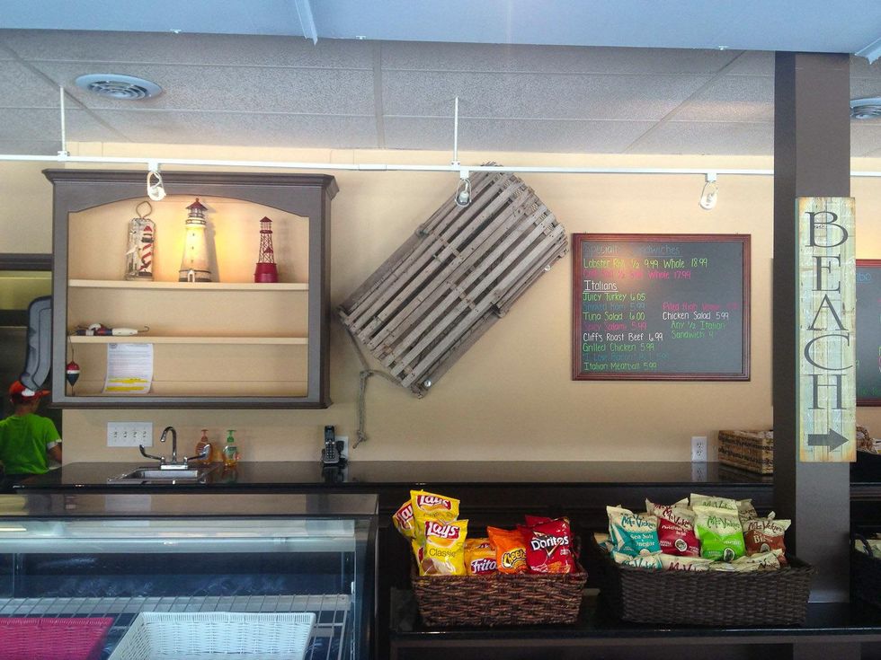 Maine-ly Sandwiches Houston August 2013 chalkboard menu lighthouses