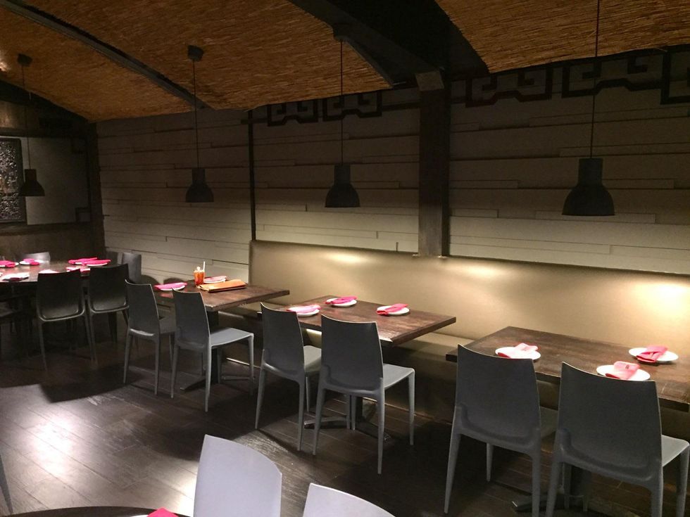 Mala Sichuan Montrose interior