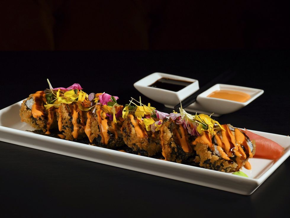 Mamajuana Cafe sushi roll