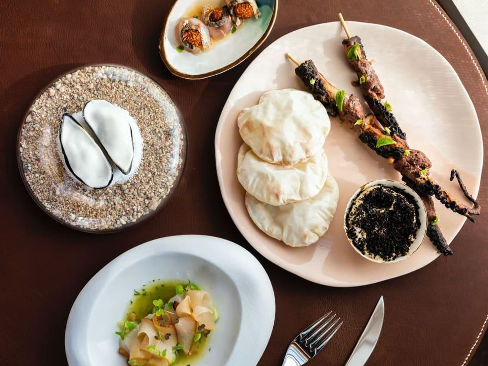 March restaurant lounge tide menu