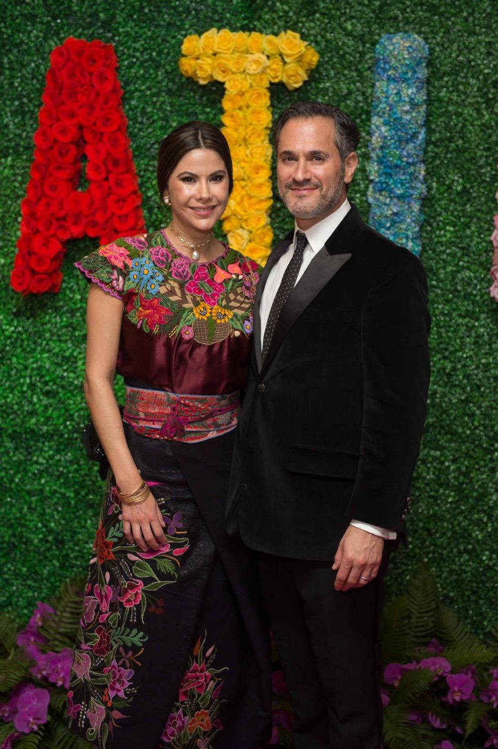 Mariana Valdes, Robert Debes at Latin American Experience