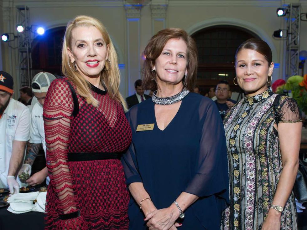Marie Bosarge, Sherri Kendall, Anna Arispe at AVDA Gala