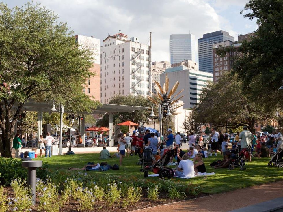 Market Square Park, skyline