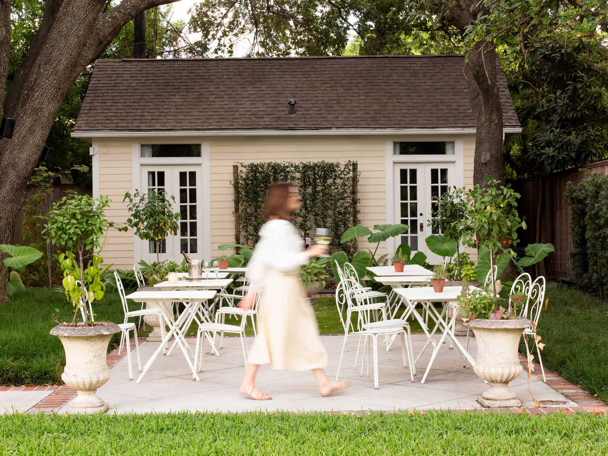 Marlene Inn wine garden