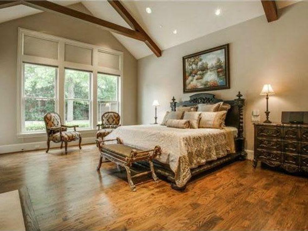 Master bedroom at 4436 Brookview in Dallas