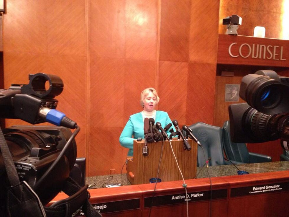 Mayor Annise Parker on postponing vote on bathroom ordinance May 14, 201