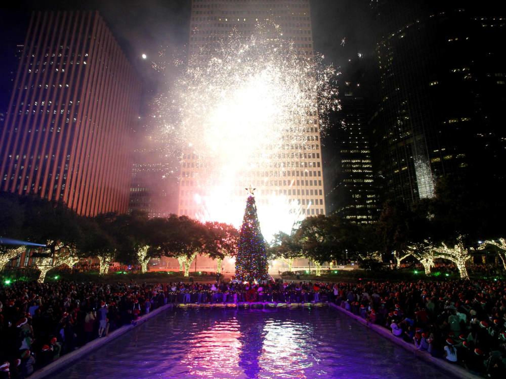 Mayor Holiday tree lighting houston downtown