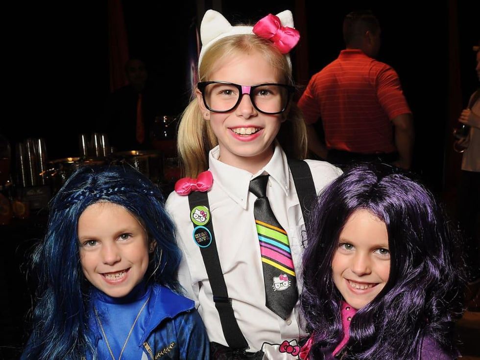 MD Anderson Halloween at the Galleria Kate, Blair and Kara Going