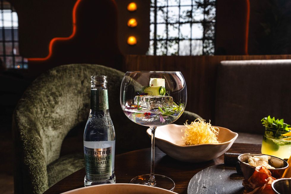 Melrose cocktail bar