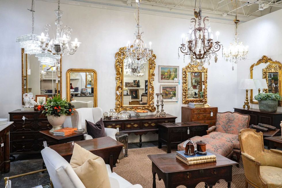 Memorial Antiques and Interiors Susan Horne Antiques