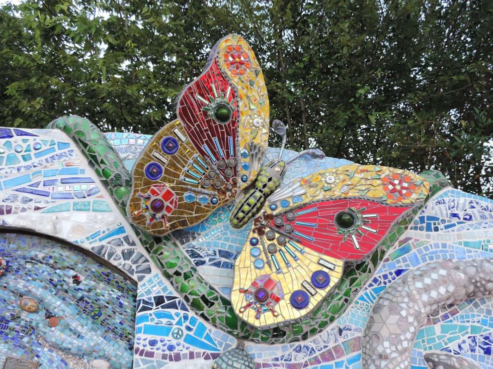 Day Trips: Smither Park, Houston: Art garden turns old dishes into