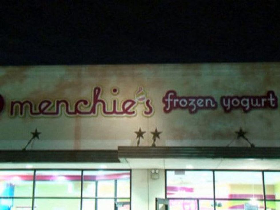 Menchie's, glass broken, March 2013