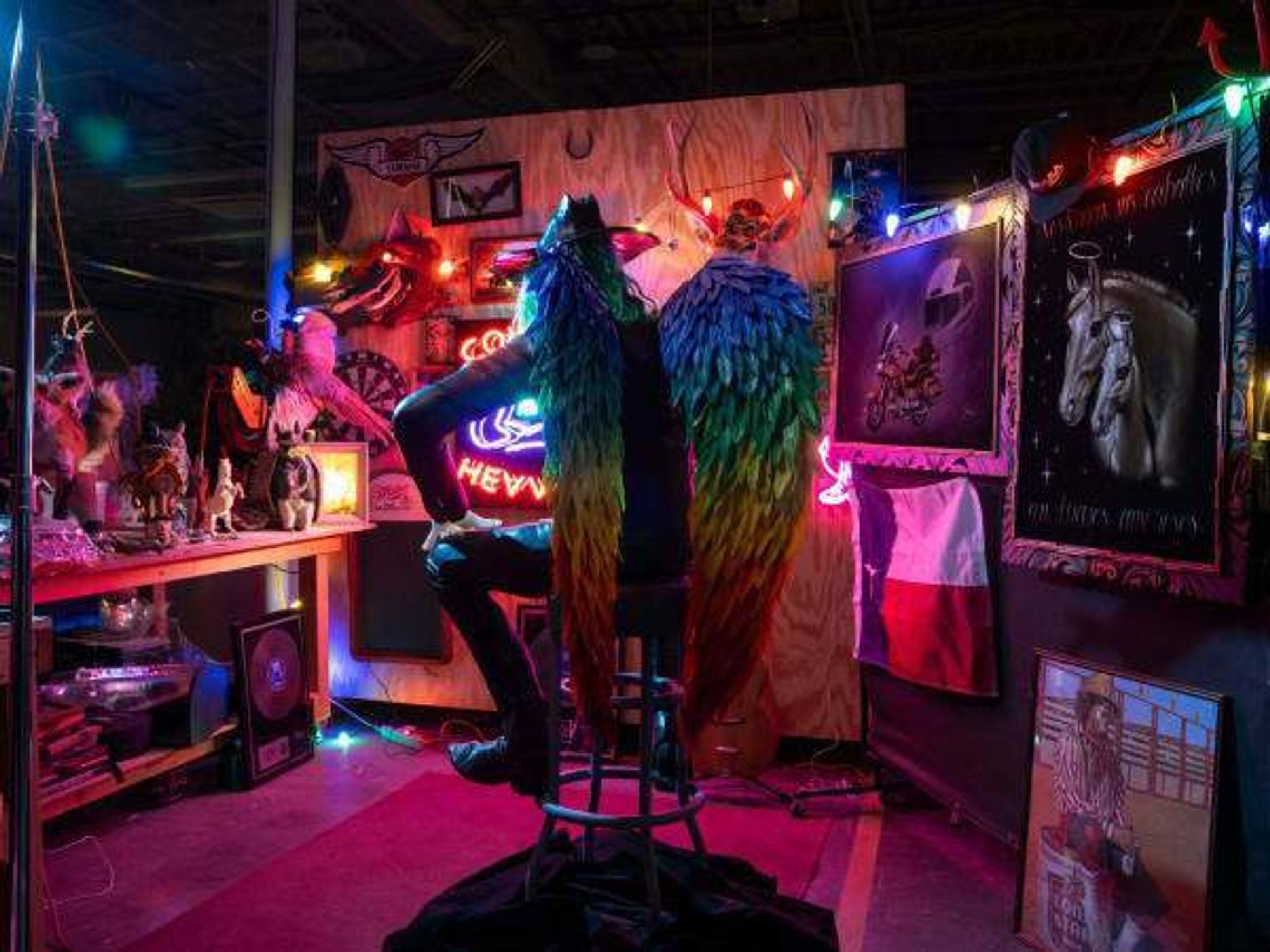 Meow Wolf: Radio Tave