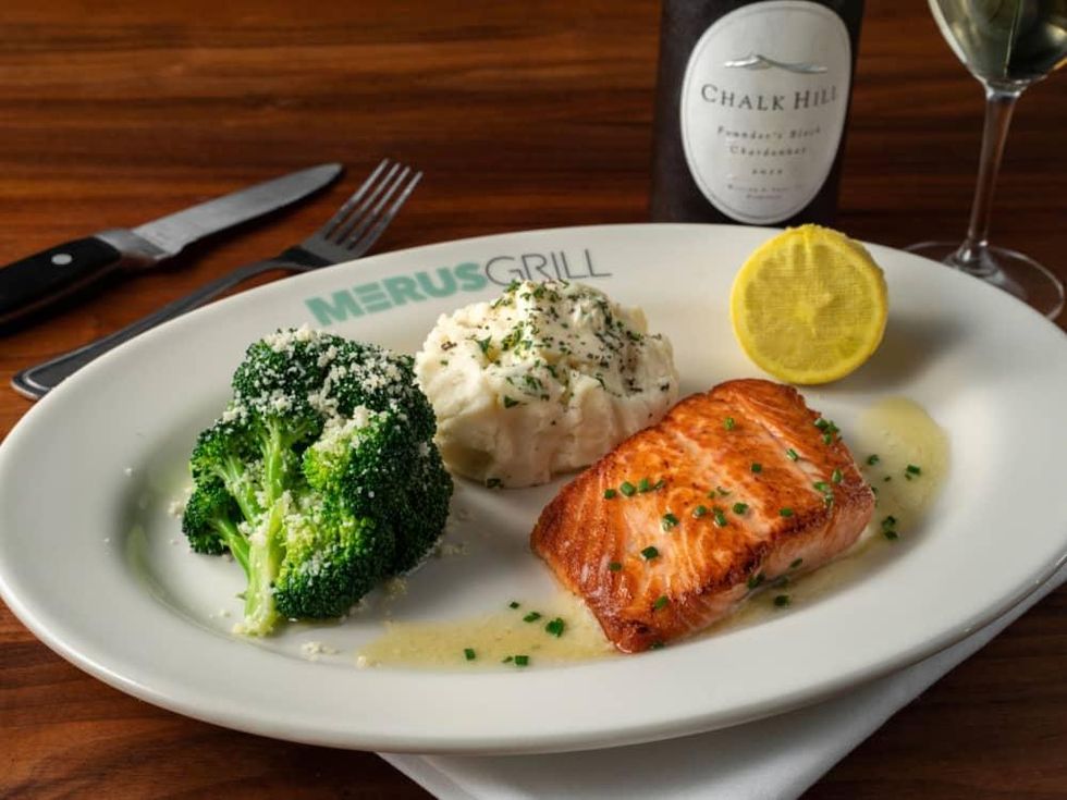 Merus Grill salmon