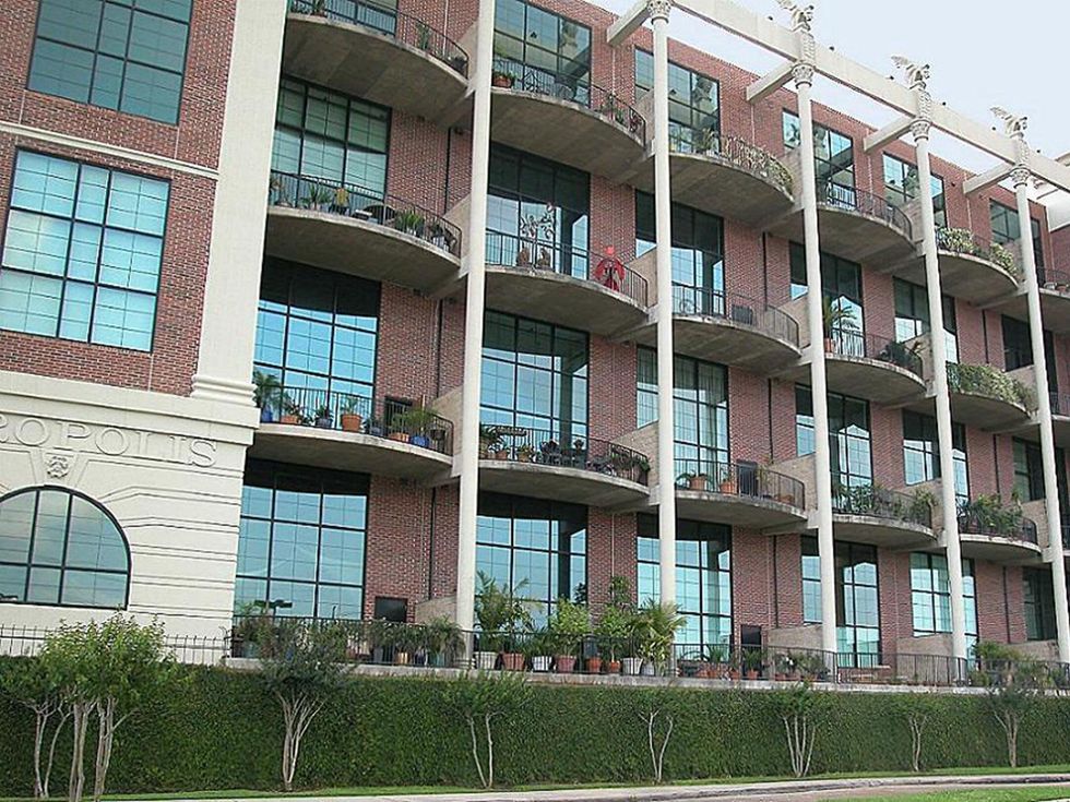 Metropolis Lofts Houston mid-rise condo