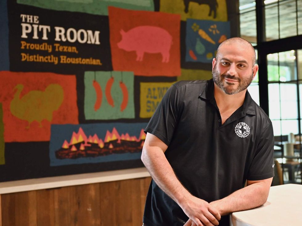 Michael Sambrooks Pit Room Candente