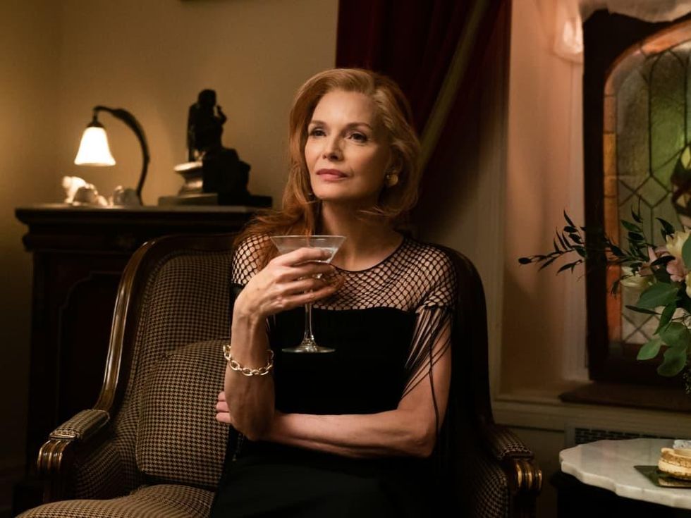 Michelle Pfeiffer in French Exit