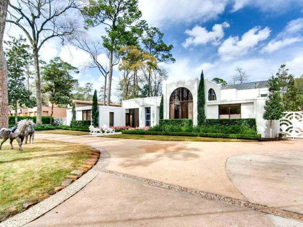 Midcentury Memorial 9102 Chatsworth Drive Houston