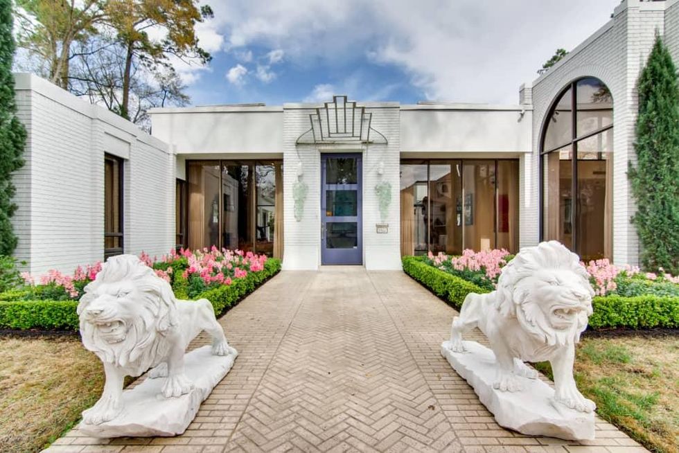 Midcentury Memorial 9102 Chatsworth Drive Houston