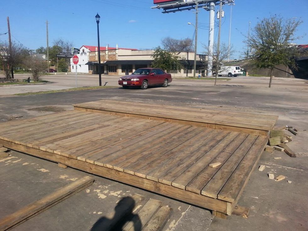 Midtown Mobile Cuisine Stage Picture