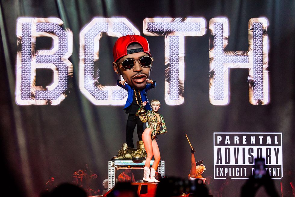 Miley Cyrus concert Toyota Center March 2014