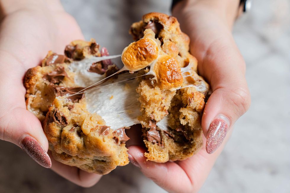 Gooeycentered cookie bakery opens in Tanglewood/Briargrove area with