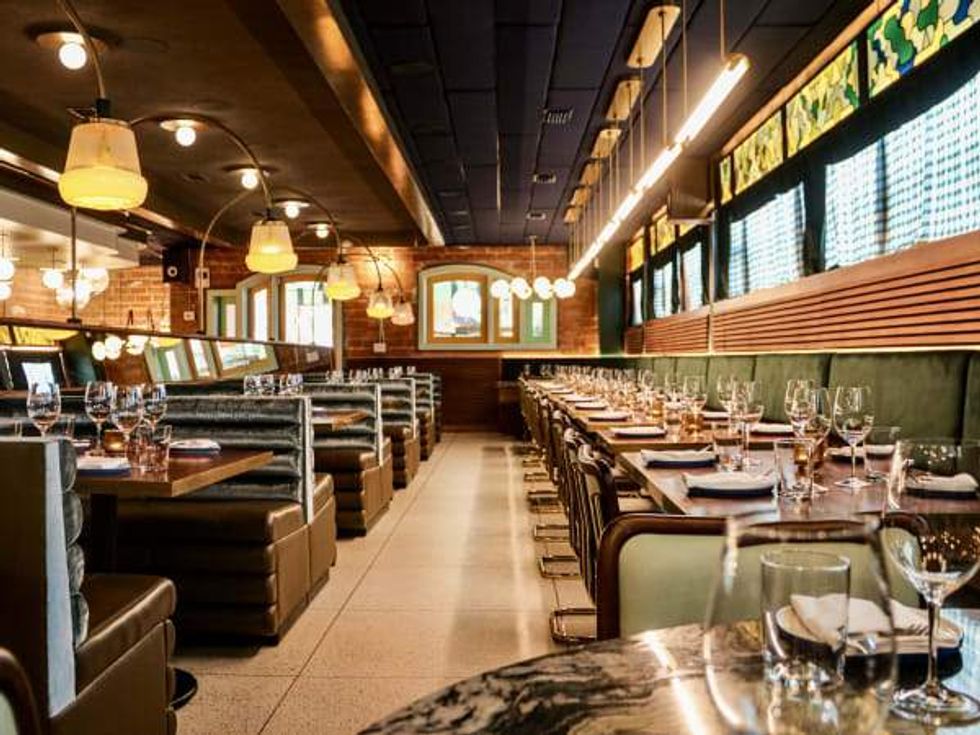 Milton's restaurant interior