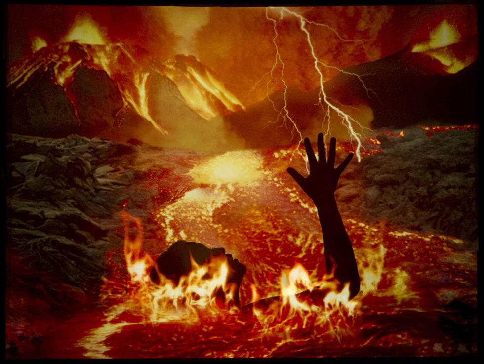 Miwa Matreyek - This World Made