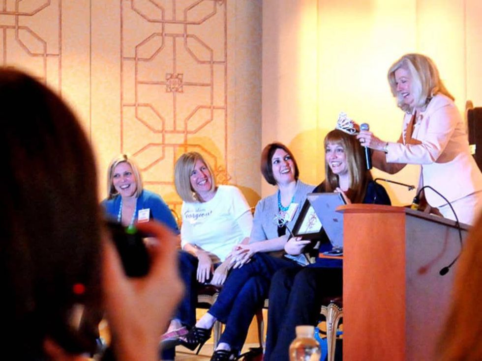 Mom 2.0 Summit, crowning