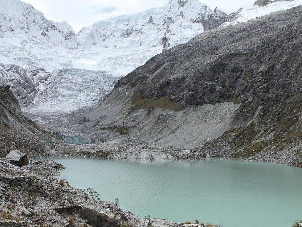 Mondo Cinema, Greedy Lying Bastards, Glacier in Yaca, Peru, 2010