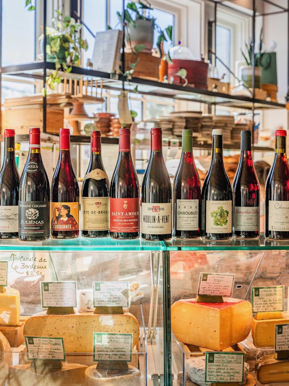 Montrose Cheese and wine Beaujolais pack
