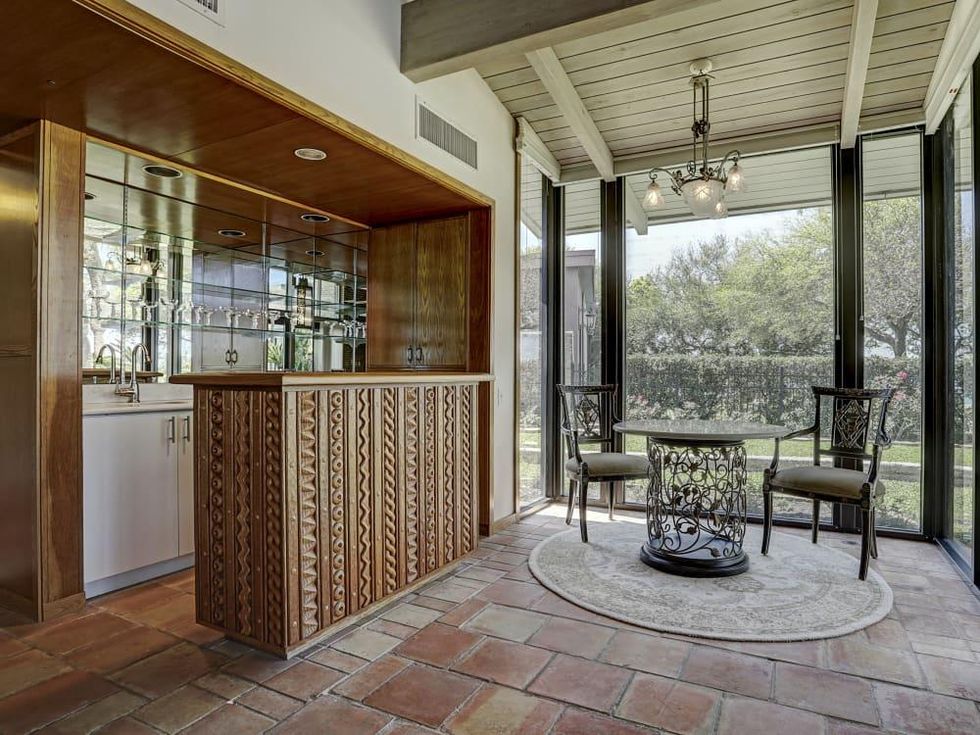 Moody home Galveston Bay 1504 Driftwood