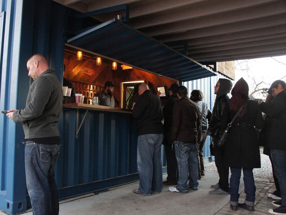 Moon Tower Inn reopens, January 2013