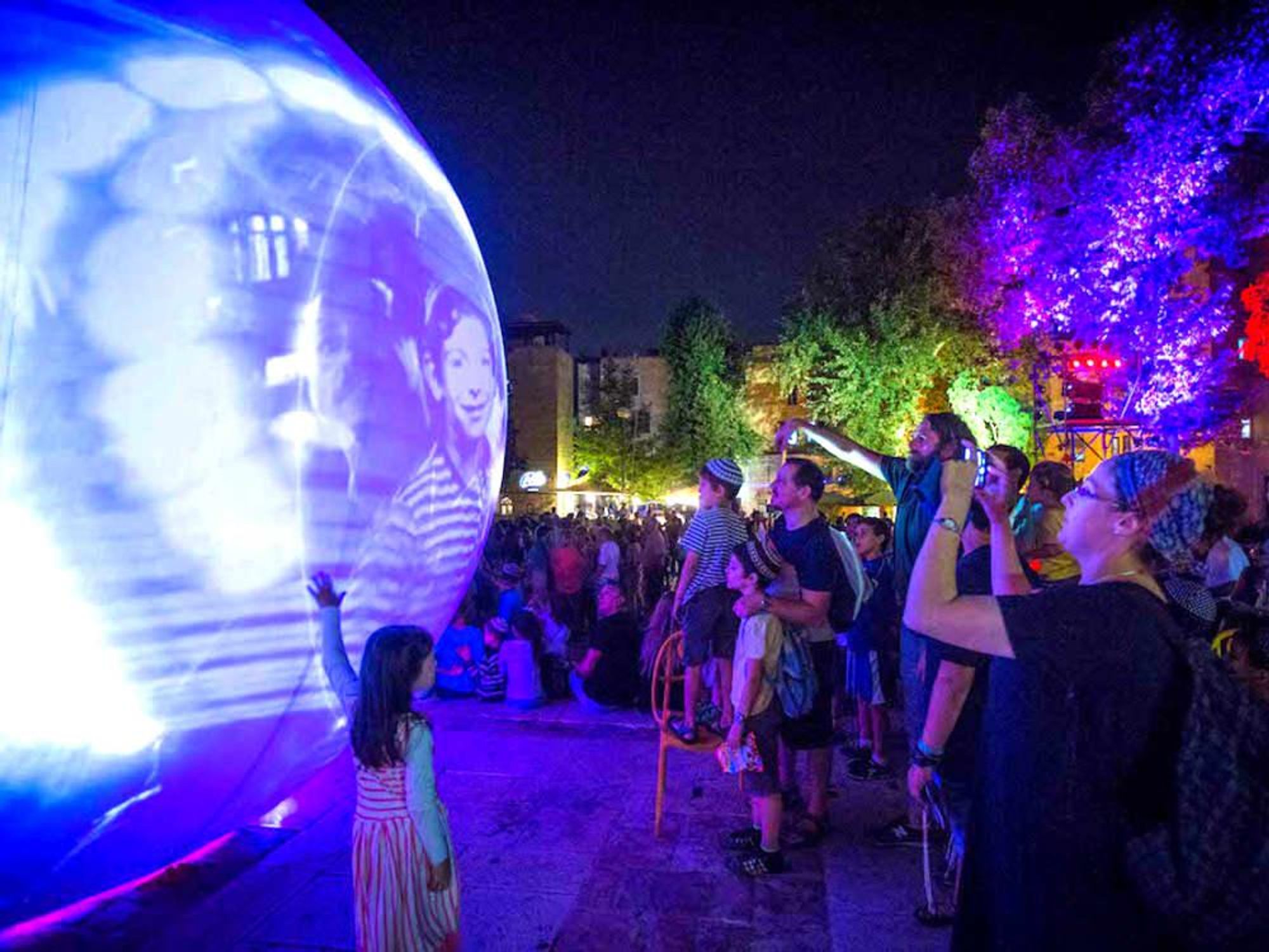 moonGArden exhibit Discovery Green