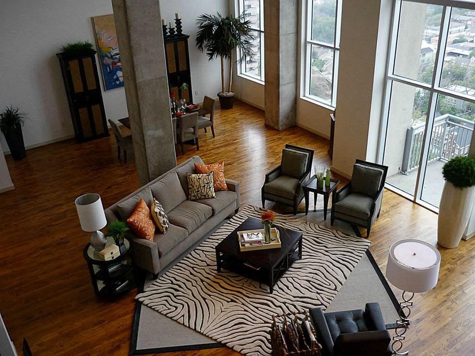 most expensive rentals Houston 4899 Montrose Blvd. 1902 living room