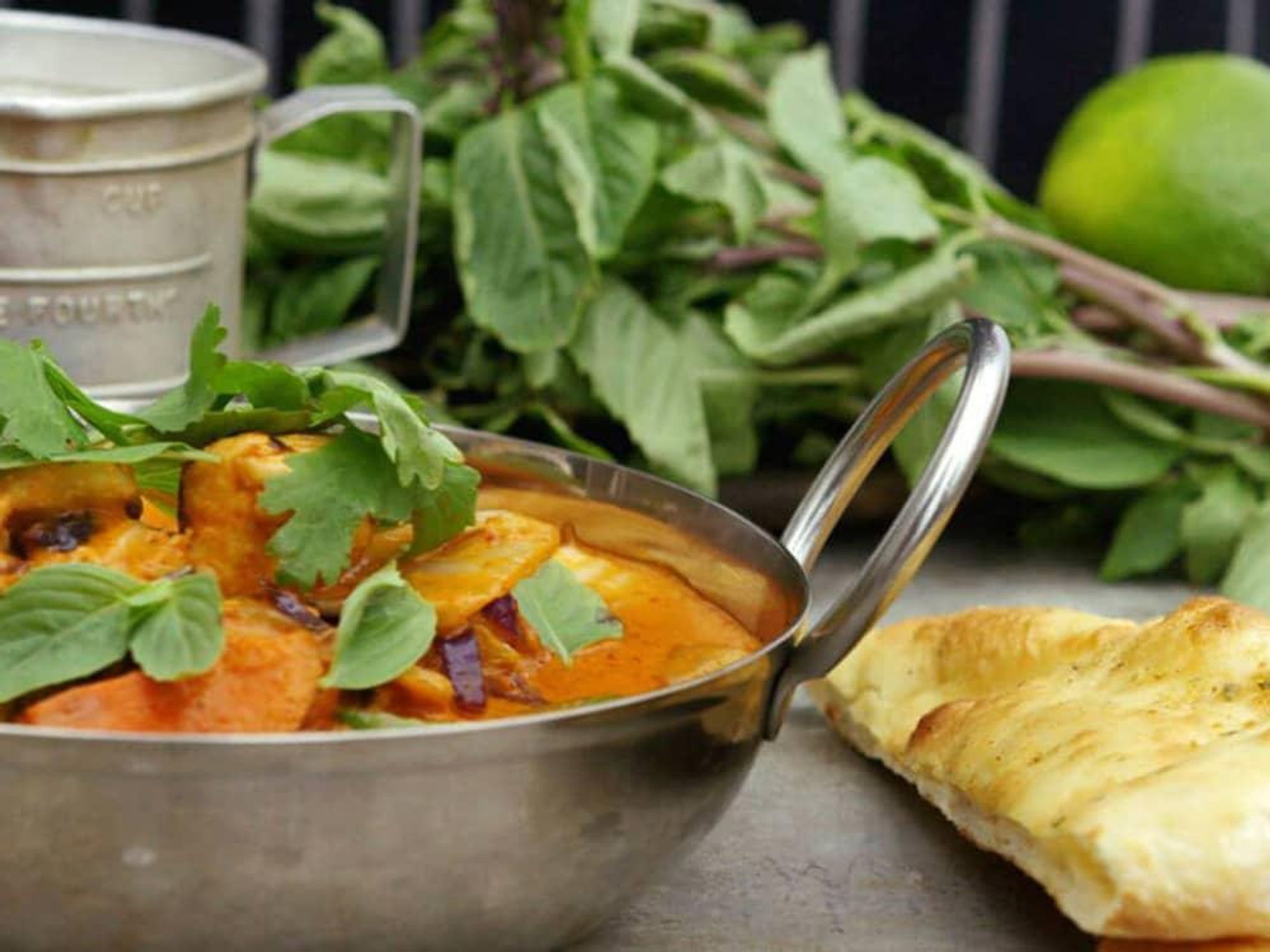 Moxie's, red Thai curry