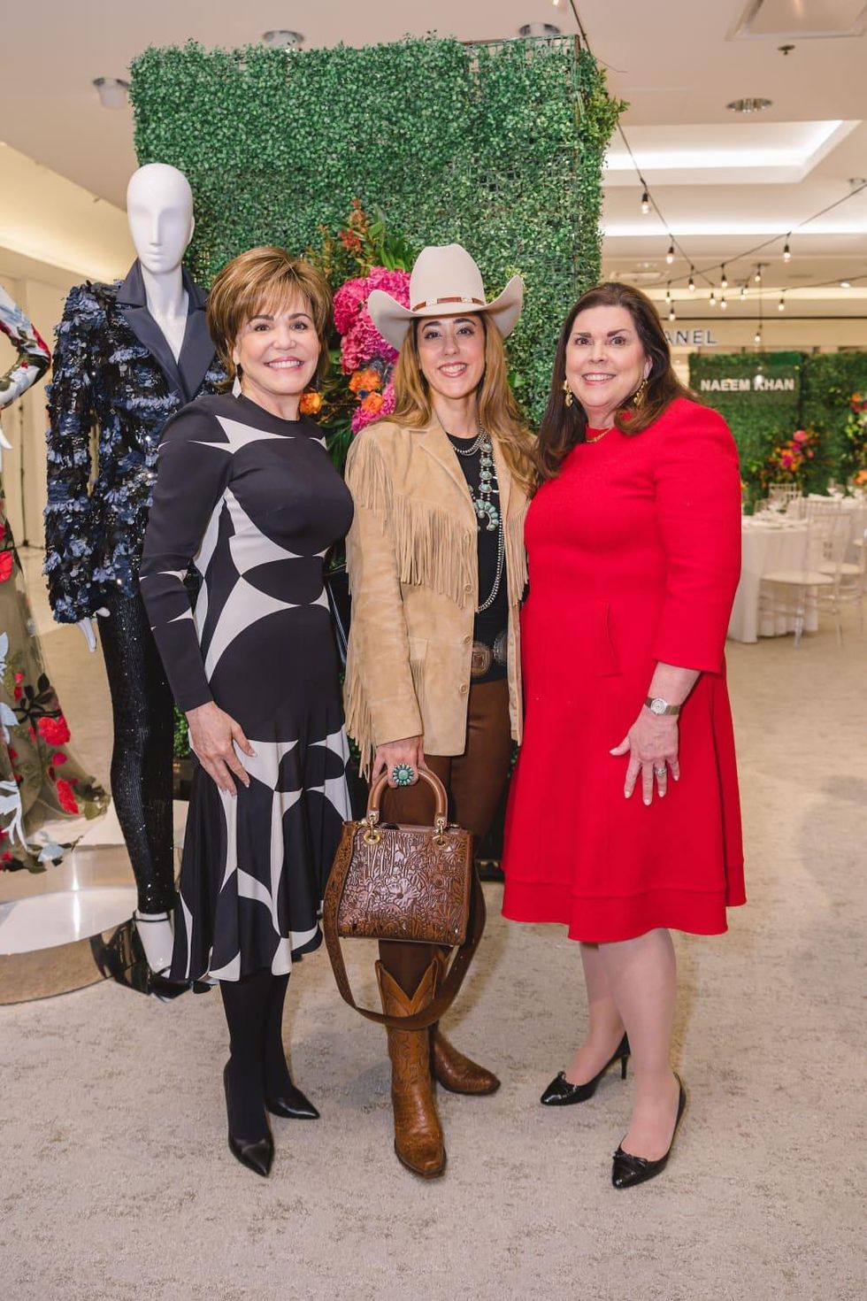 Naeem Khan Neiman Marcus PA 2022 Hallie Vanderhider_Kristina Somerville_Lesha Elsenbrook