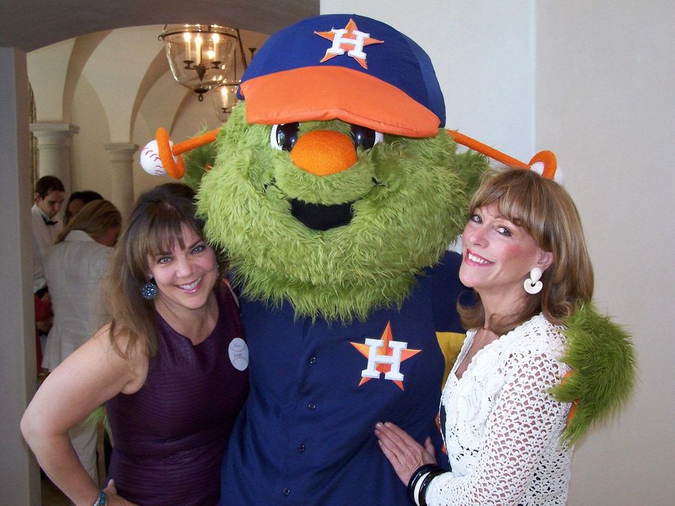 Houston, TX, USA. 5th Nov, 2017. Houston Astros mascot Orbit and