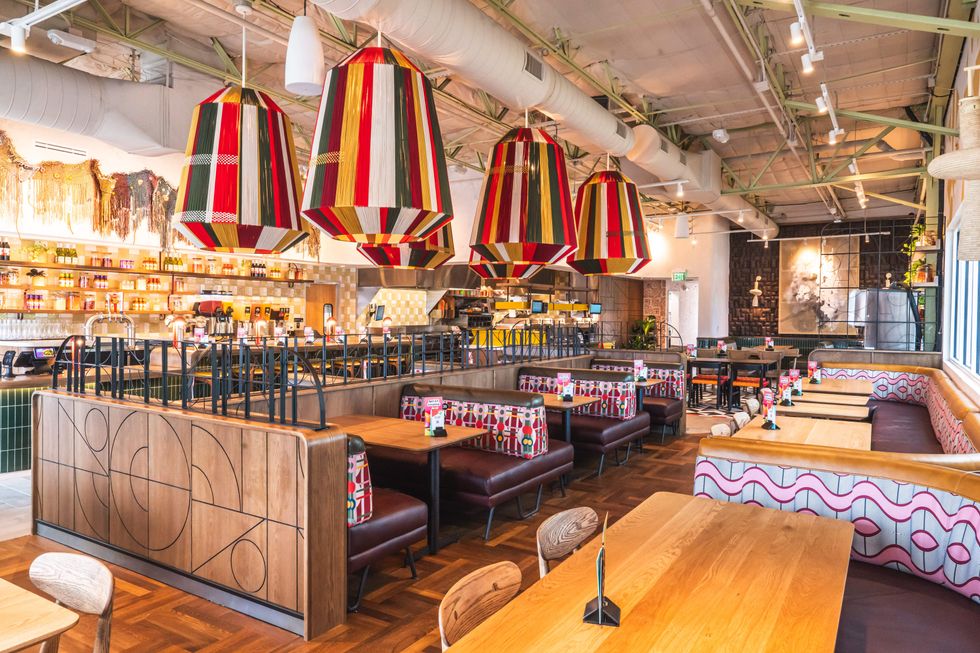 Nando's Peri-Peri Montrose location